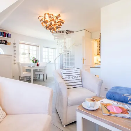 Apartament Nuur Hiir Hues Whg 4